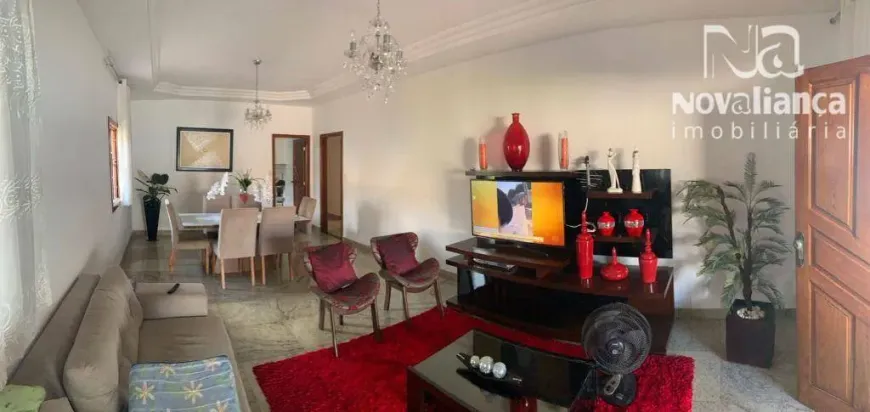 Foto 1 de Casa com 6 Quartos à venda, 165m² em Praia dos Recifes, Vila Velha