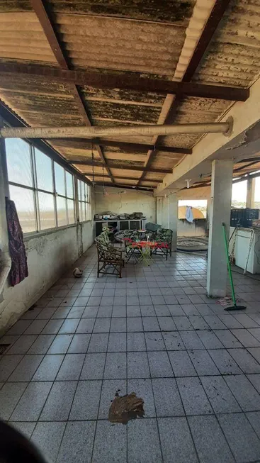 Foto 1 de Apartamento com 4 Quartos à venda, 112m² em Centro, Macaé