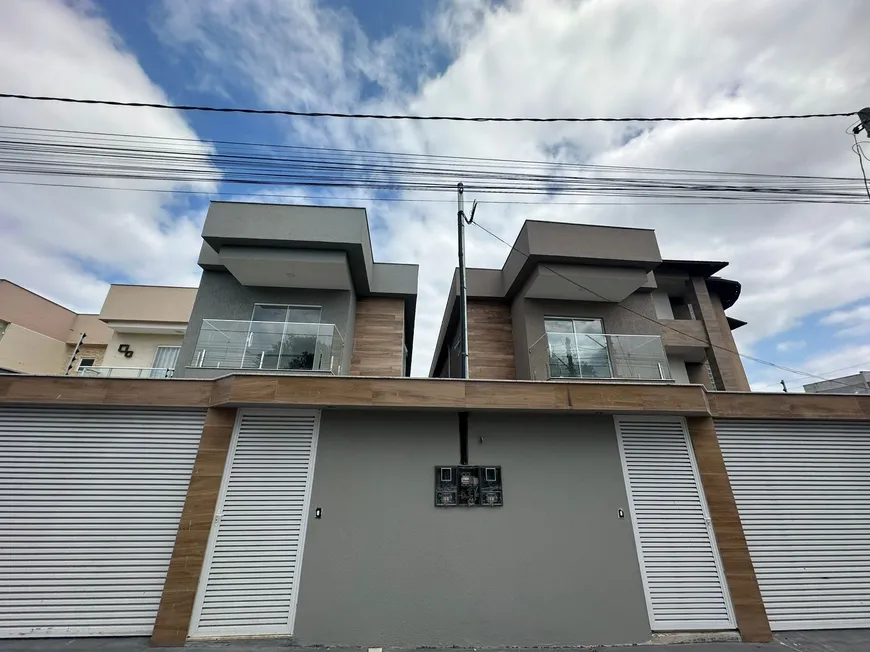 Foto 1 de Casa com 3 Quartos à venda, 186m² em Morada de Laranjeiras, Serra