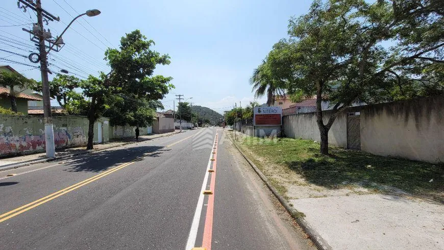 Foto 1 de Lote/Terreno à venda, 336m² em Piratininga, Niterói