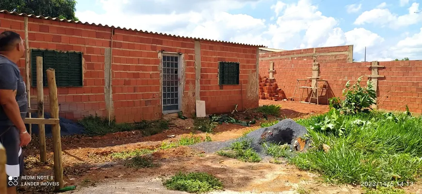 Foto 1 de Casa com 1 Quarto à venda, 200m² em Taguatinga Norte, Brasília