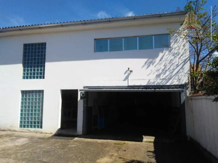 Foto 1 de Galpão/Depósito/Armazém à venda, 157m² em Niterói, Canoas