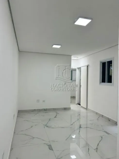 Foto 1 de Apartamento com 2 Quartos à venda, 43m² em Jardim das Maravilhas, Santo André