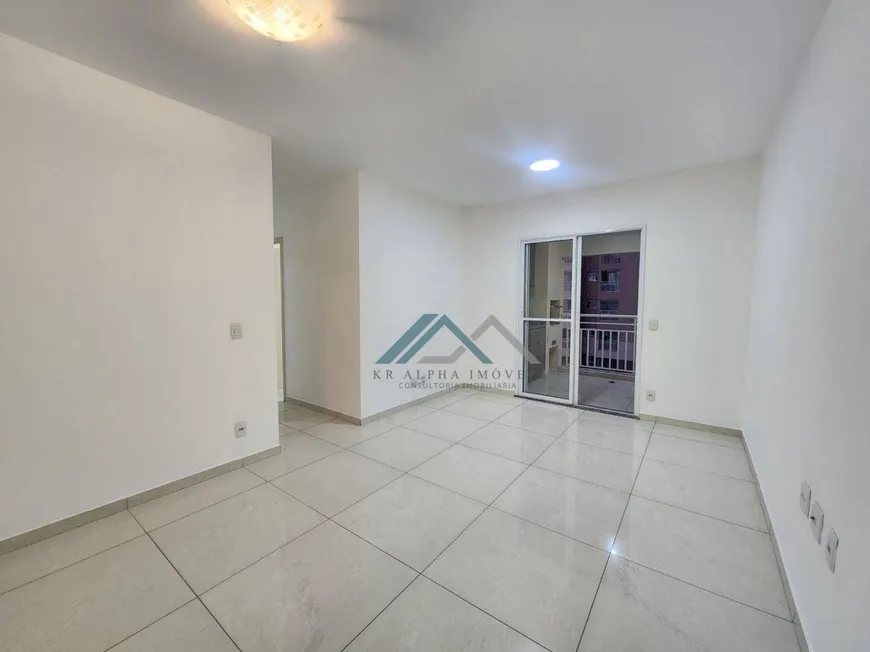 Foto 1 de Apartamento com 3 Quartos à venda, 85m² em Jardim Tupanci, Barueri