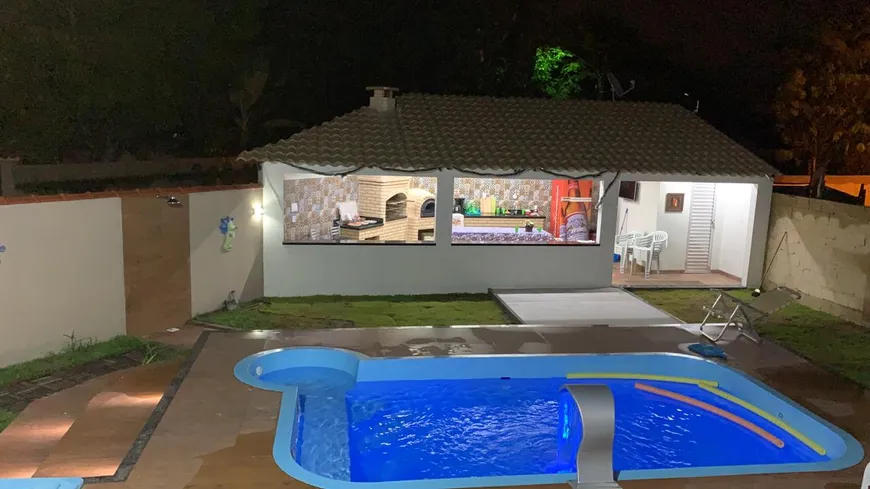 Foto 1 de Casa com 5 Quartos à venda, 580m² em Praia do Hospício, Araruama