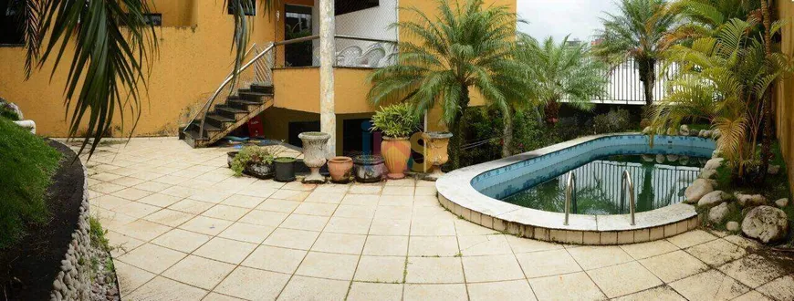 Foto 1 de Casa com 3 Quartos à venda, 460m² em Góes Calmon, Itabuna