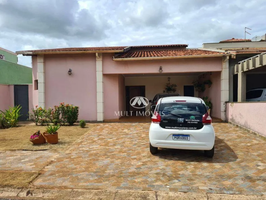 Foto 1 de Casa de Condomínio com 3 Quartos à venda, 160m² em Centro, Jardinópolis