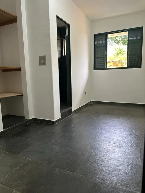 Foto 1 de Kitnet com 1 Quarto para alugar, 15m² em , Valença