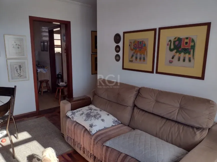 Foto 1 de Apartamento com 3 Quartos à venda, 74m² em Menino Deus, Porto Alegre