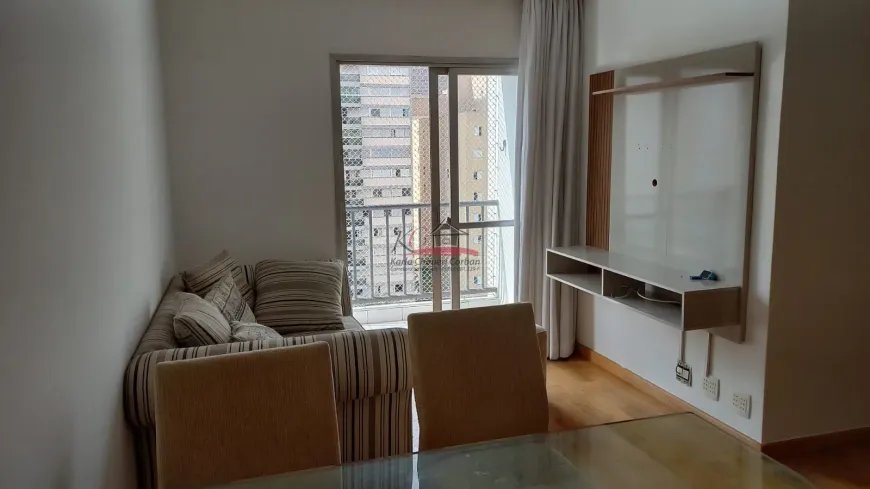 Foto 1 de Apartamento com 2 Quartos para alugar, 65m² em Moema, São Paulo