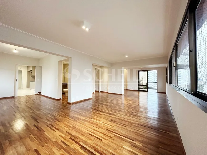 Foto 1 de Apartamento com 3 Quartos à venda, 208m² em Brooklin, São Paulo