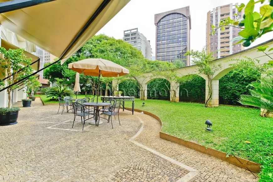 Foto 1 de Apartamento com 1 Quarto à venda, 32m² em Bela Vista, São Paulo