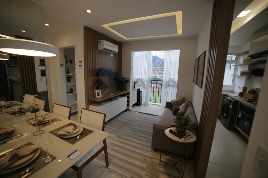 Foto 1 de Apartamento com 2 Quartos à venda, 52m² em Planalto de Carapina, Serra