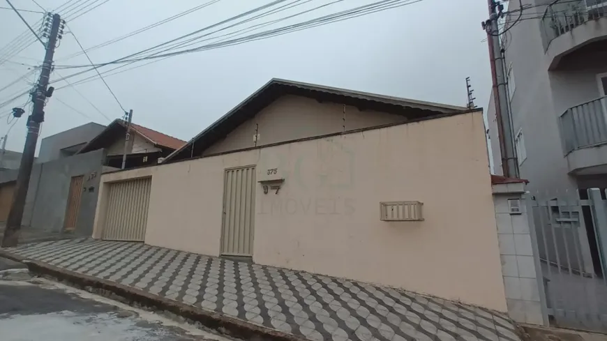 Foto 1 de Casa com 4 Quartos à venda, 190m² em Jardim Campos Elísios, Poços de Caldas