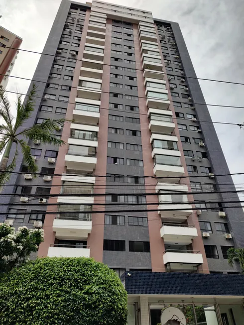 Foto 1 de Apartamento com 4 Quartos à venda, 170m² em Itaigara, Salvador