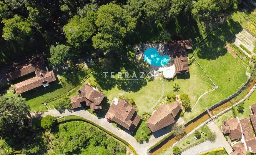 Foto 1 de Casa com 4 Quartos à venda, 250m² em Posse, Teresópolis