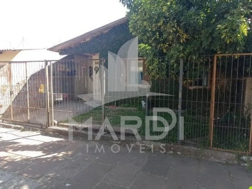 Foto 1 de Lote/Terreno à venda, 440m² em Camaquã, Porto Alegre