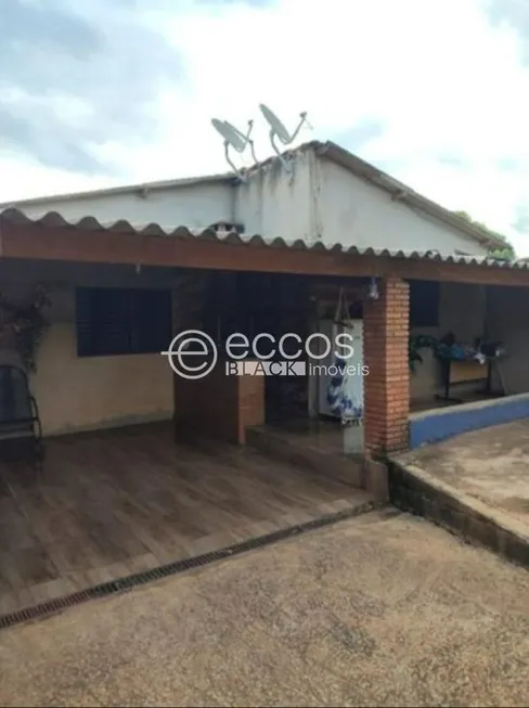 Foto 1 de Fazenda/Sítio com 2 Quartos à venda, 60m² em Morada Nova, Uberlândia