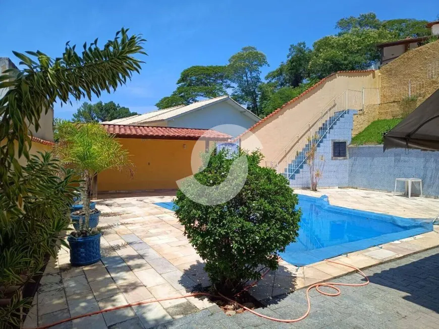 Foto 1 de Casa com 3 Quartos à venda, 450m² em Maravista, Niterói