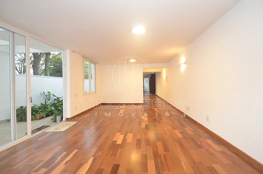 Foto 1 de Casa com 3 Quartos à venda, 182m² em Vila Madalena, São Paulo