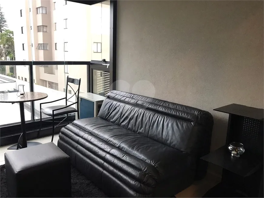 Foto 1 de Apartamento com 1 Quarto à venda, 33m² em Aclimação, São Paulo