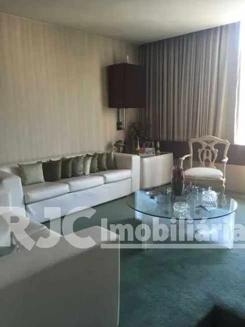 Foto 1 de Apartamento com 3 Quartos à venda, 180m² em Tijuca, Rio de Janeiro