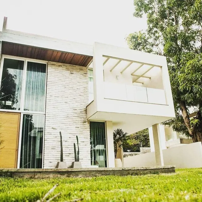 Foto 1 de Casa de Condomínio com 4 Quartos à venda, 229m² em Sabiaguaba, Fortaleza