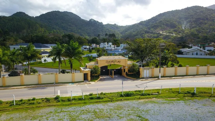 Foto 1 de Lote/Terreno à venda, 188000m² em Casa Branca, Itapema