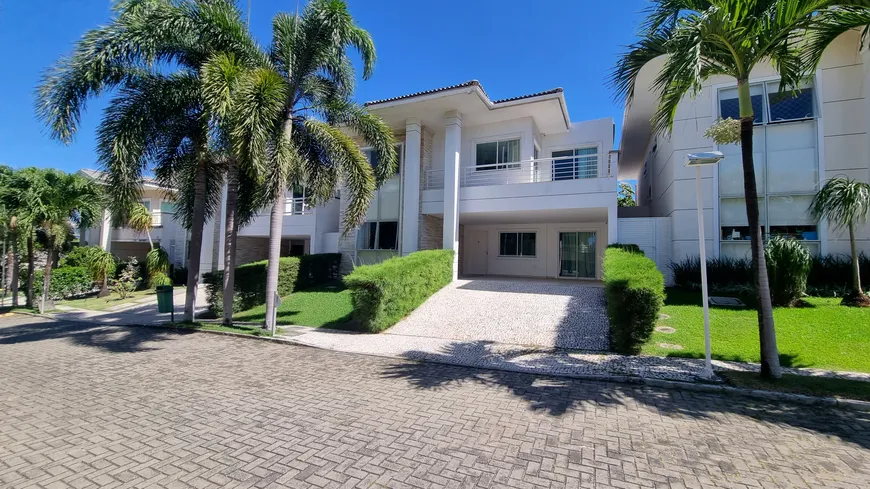 Foto 1 de Casa de Condomínio com 6 Quartos à venda, 400m² em De Lourdes, Fortaleza