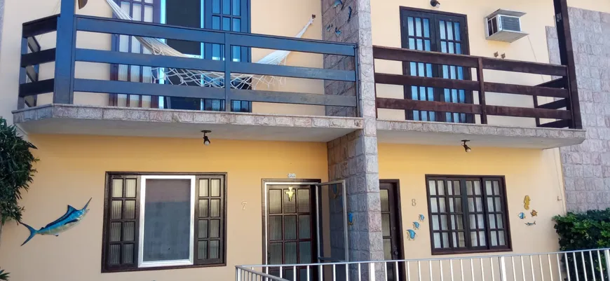 Foto 1 de Casa de Condomínio com 3 Quartos à venda, 105m² em Ogiva, Cabo Frio