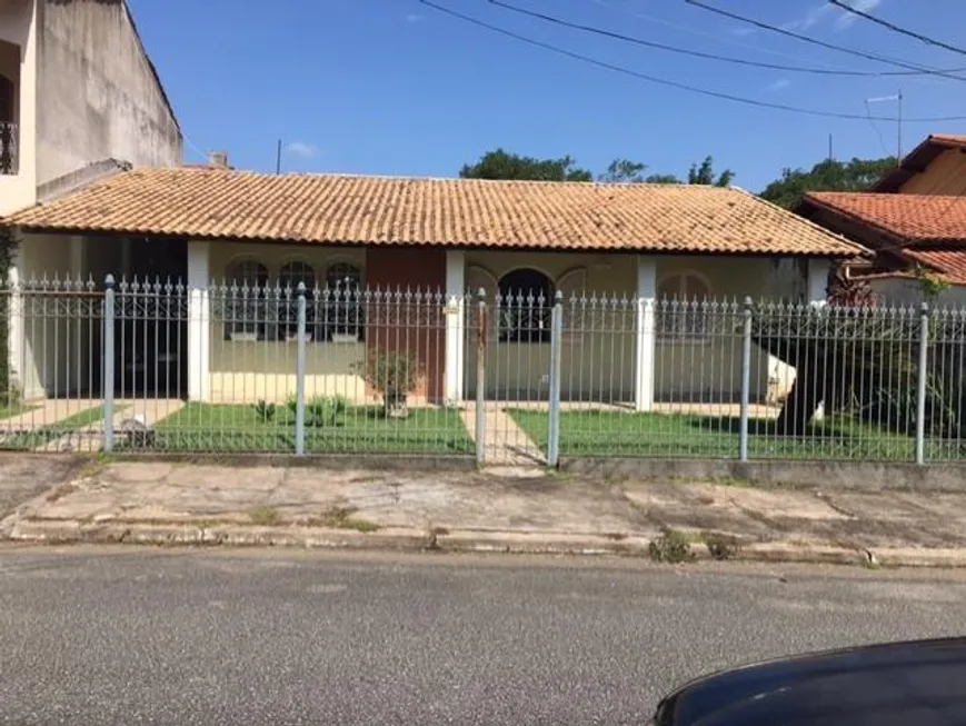 Foto 1 de Casa com 3 Quartos à venda, 337m² em Jardim Esperança, Volta Redonda