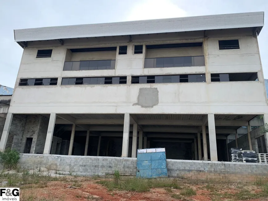 Foto 1 de Galpão/Depósito/Armazém à venda, 1500m² em Vila Liviero, São Paulo