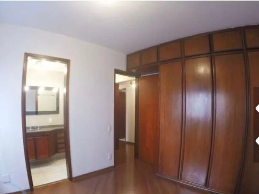 Foto 1 de Apartamento com 3 Quartos para venda ou aluguel, 110m² em Moema, São Paulo
