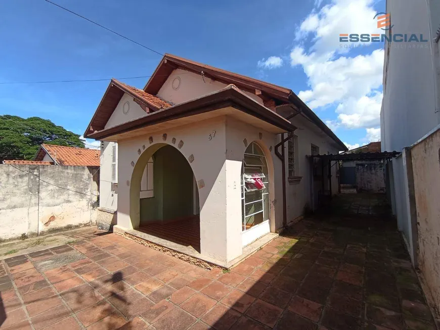 Foto 1 de Casa com 3 Quartos à venda, 107m² em Centro, Botucatu