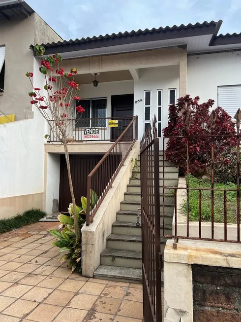 Foto 1 de Casa com 2 Quartos à venda, 120m² em São José, Canoas