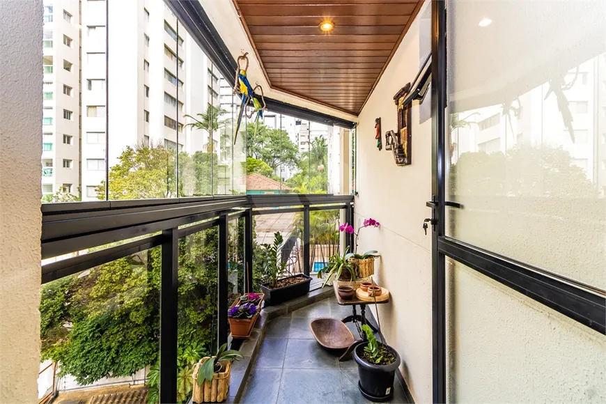 Foto 1 de Apartamento com 3 Quartos à venda, 94m² em Higienópolis, São Paulo