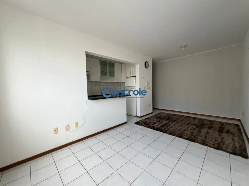 Foto 1 de Apartamento com 2 Quartos à venda, 56m² em Ipiranga, São José