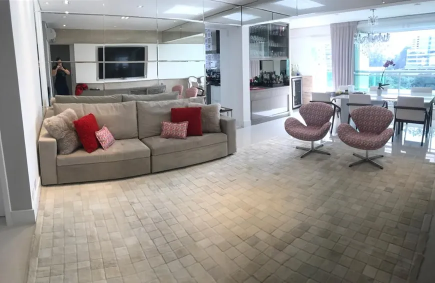 Foto 1 de Apartamento com 3 Quartos à venda, 177m² em Alphaville, Barueri