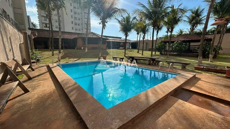 Foto 1 de Casa com 2 Quartos para alugar, 403m² em Santa Maria, Uberaba