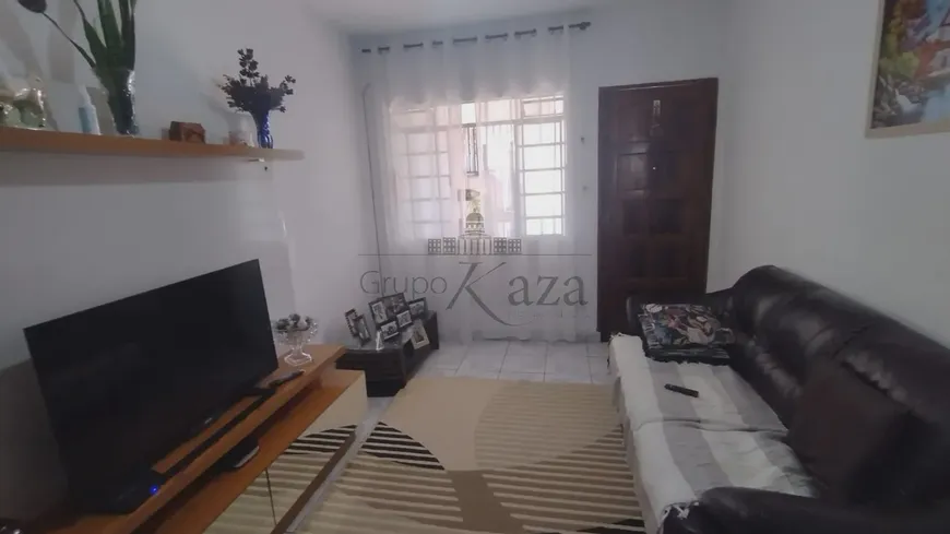Foto 1 de Casa com 2 Quartos à venda, 90m² em Residencial Sol Nascente, São José dos Campos