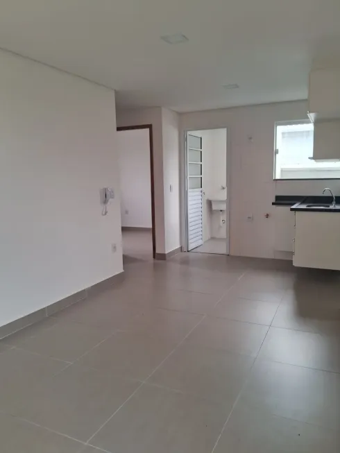 Foto 1 de Apartamento com 1 Quarto para alugar, 34m² em Vila Ivone, São Paulo