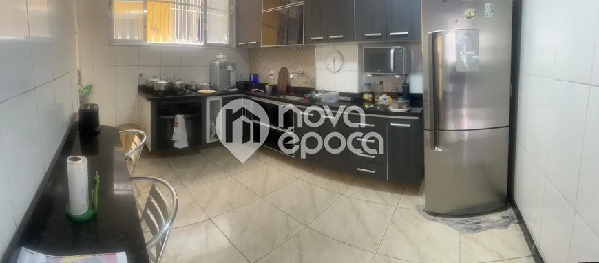 Foto 1 de Apartamento com 4 Quartos à venda, 160m² em Vila Isabel, Rio de Janeiro