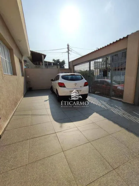 Foto 1 de Casa com 4 Quartos à venda, 160m² em Jardim das Carmelitas, São Paulo