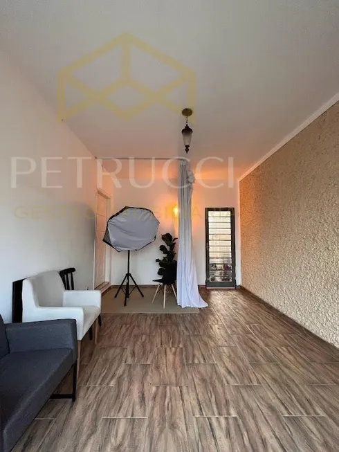 Foto 1 de Casa com 3 Quartos à venda, 262m² em Jardim Nossa Senhora Auxiliadora, Campinas