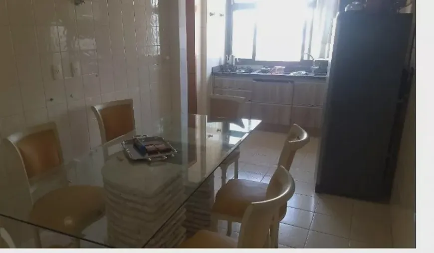 Foto 1 de Apartamento com 3 Quartos à venda, 99m² em Coqueiros, Florianópolis