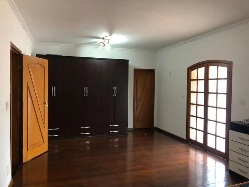 Foto 1 de Casa com 3 Quartos à venda, 140m² em Cidade Vargas, São Paulo