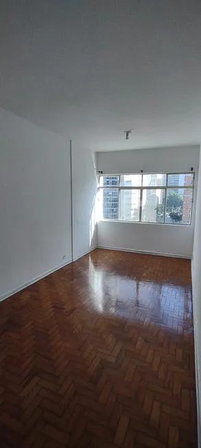 Foto 1 de Kitnet com 1 Quarto para alugar, 27m² em Bela Vista, São Paulo