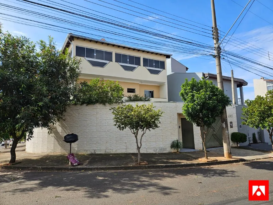 Foto 1 de Casa com 2 Quartos à venda, 295m² em Jardim Laudissi, Santa Bárbara D'Oeste