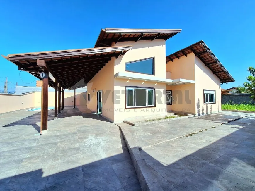 Foto 1 de Casa com 3 Quartos à venda, 211m² em Balneário dos Golfinhos , Caraguatatuba