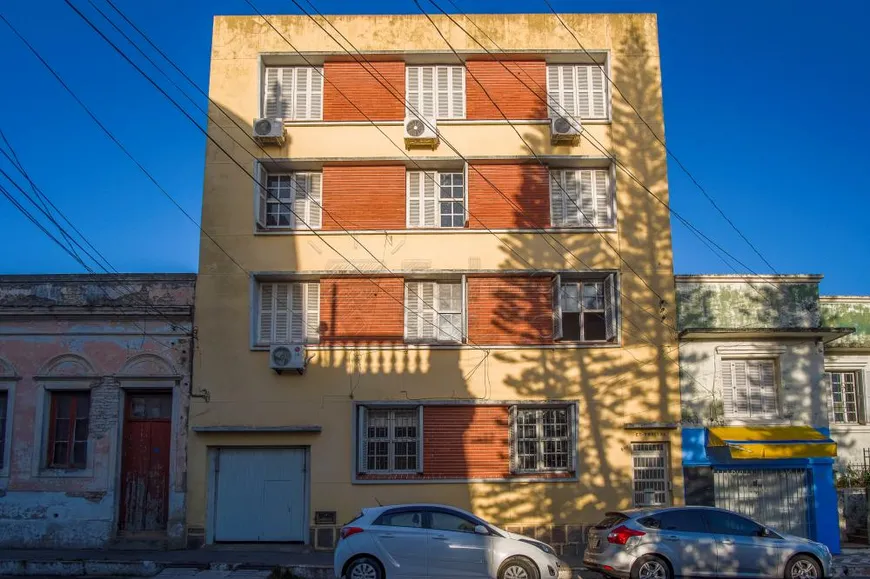 Foto 1 de Apartamento com 4 Quartos à venda, 186m² em Centro, Pelotas
